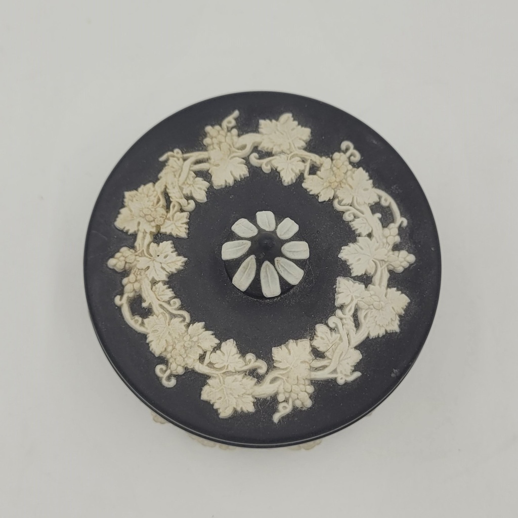 Black Jasper ware - Wedgwood - Trinket Box